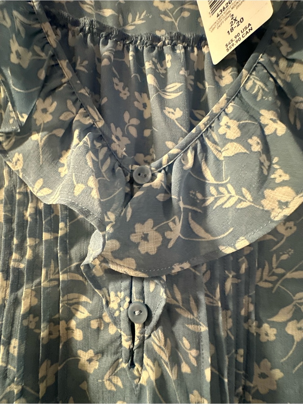 torrid NWT Light Blue Floral Ruffle Sleeve Top - Picture 4 of 10
